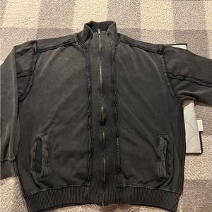 Men’s Zip Up Jacket size 2XL.